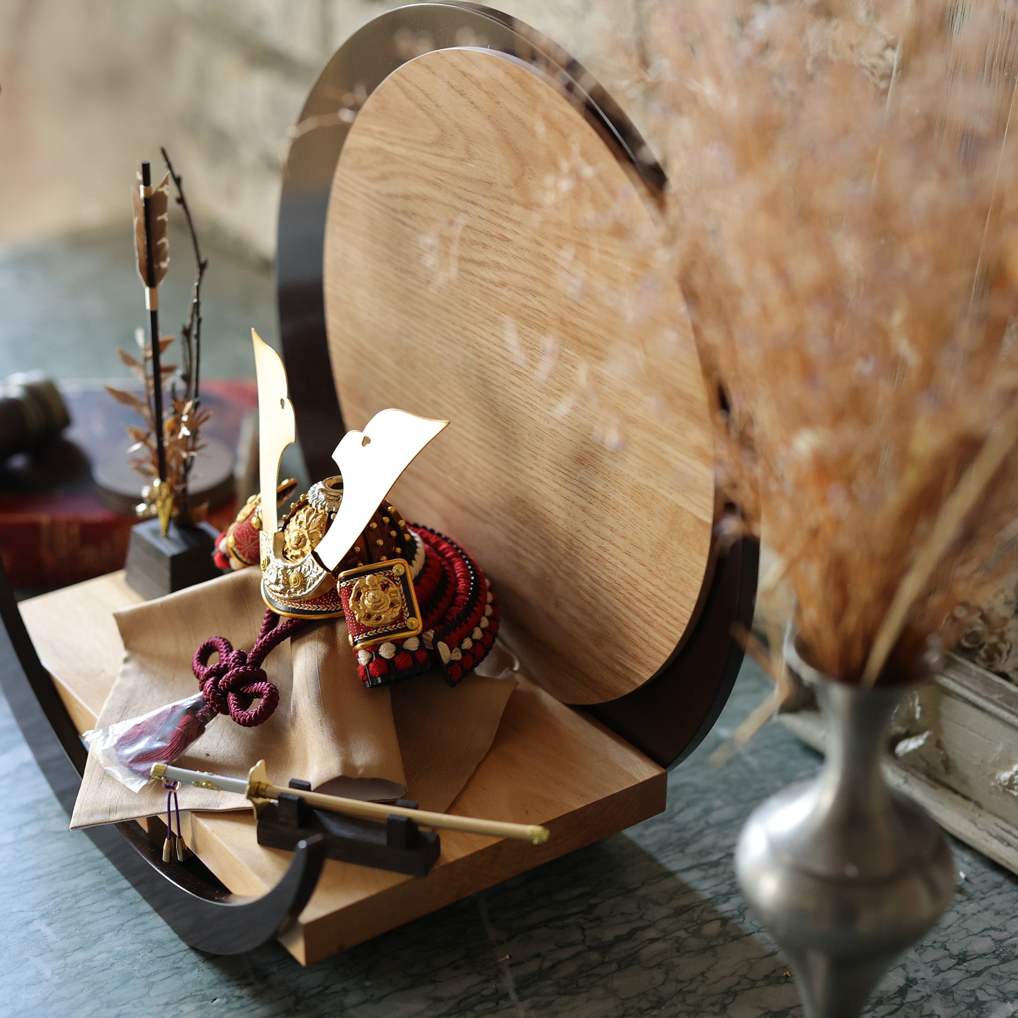 五月人形 兜 出し飾り ｜雛人形（ひなにんぎょう）の祈ドール