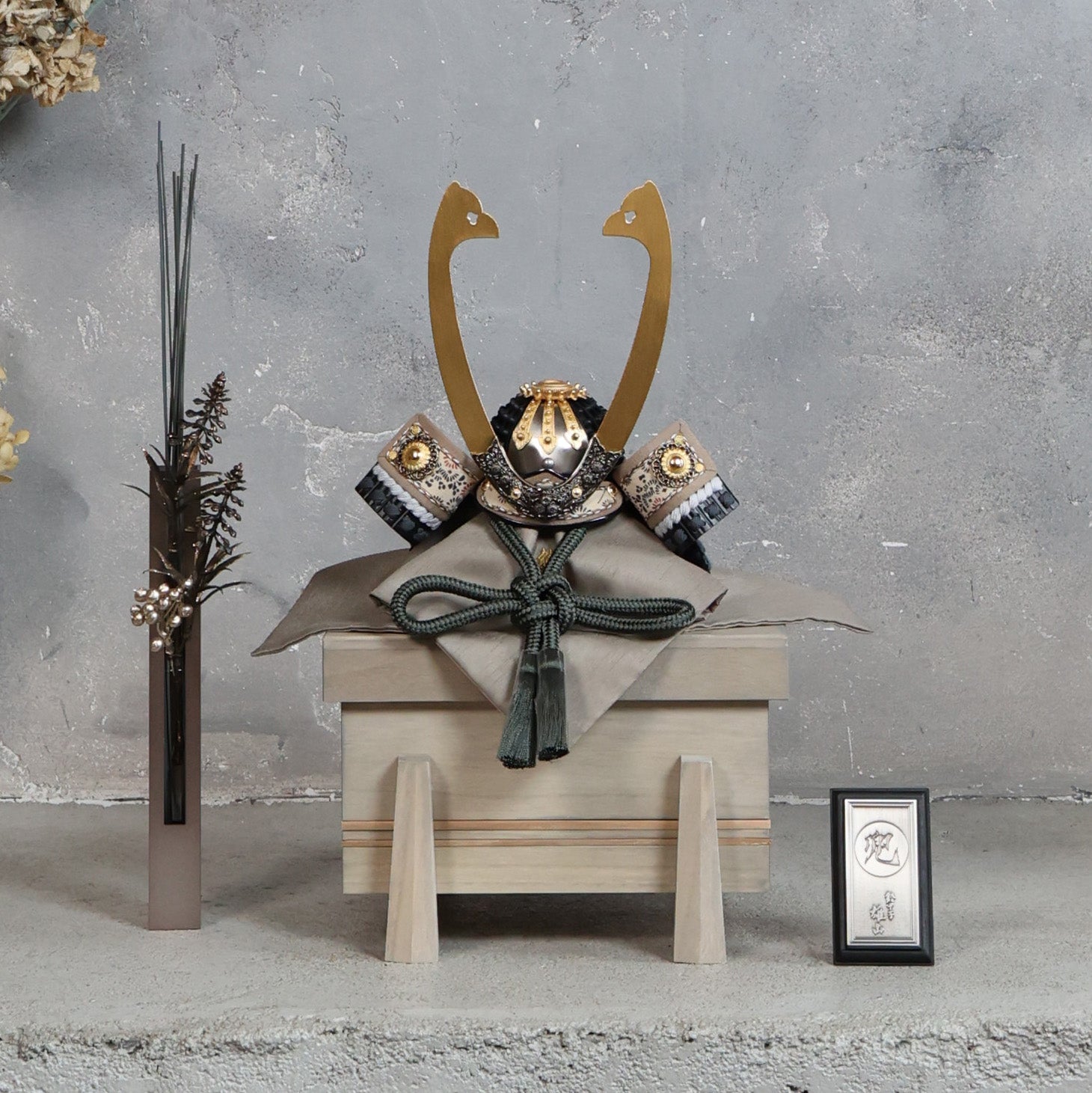 甲冑師「雄山」オリジナル　鋼　hagane｜26祈兜　櫃飾り