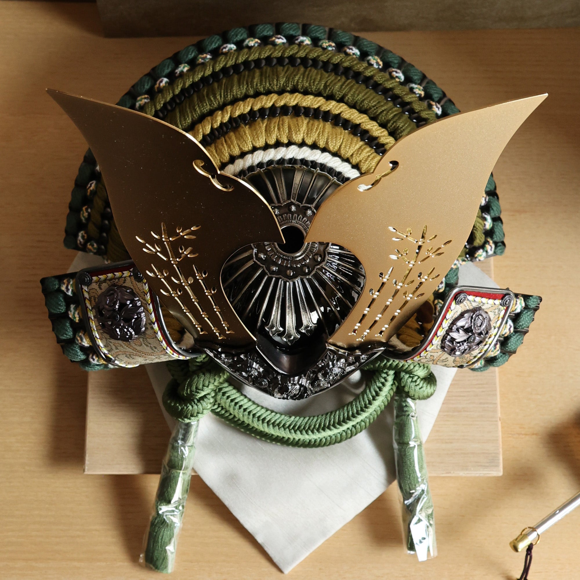 甲冑師「翠鳳」作品 陽翔 haruto｜26祈兜 収納飾り ｜雛人形（ひなにん