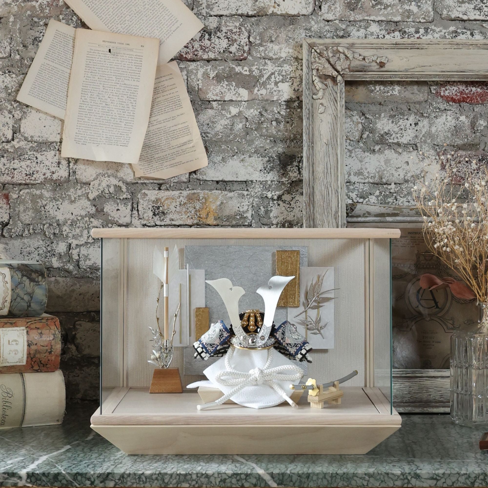 甲冑師「加藤良」作品　隼　hayato｜26祈兜　ケース飾り