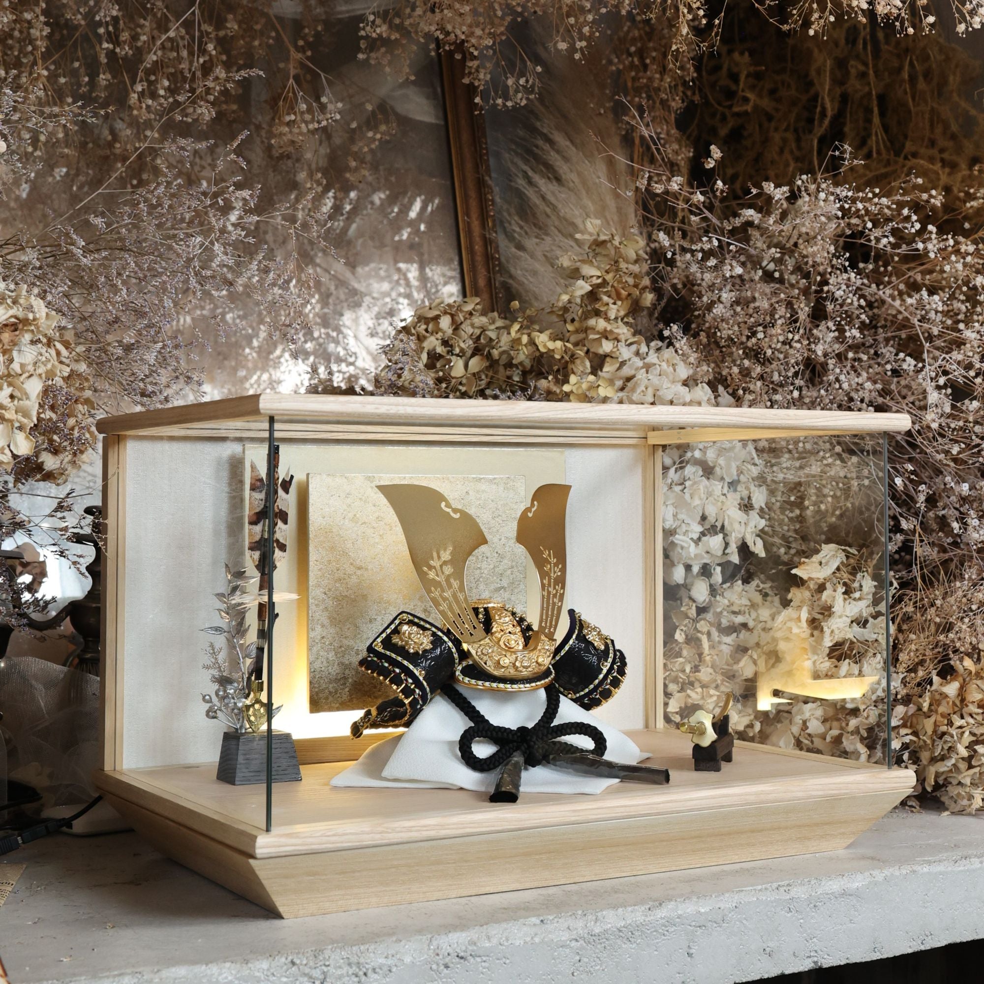 甲冑師「翠鳳」作品　烝 響 jyou｜26祈兜　ケース飾り