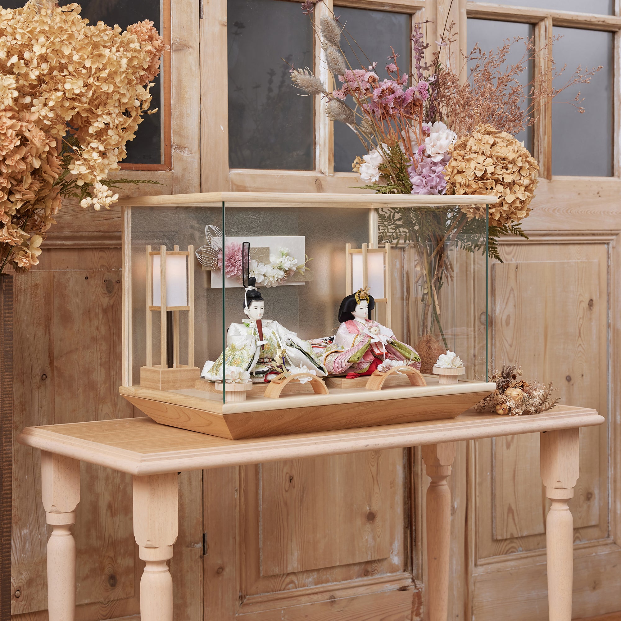 小出松寿作　慶　kei｜26雛人形ケース飾り