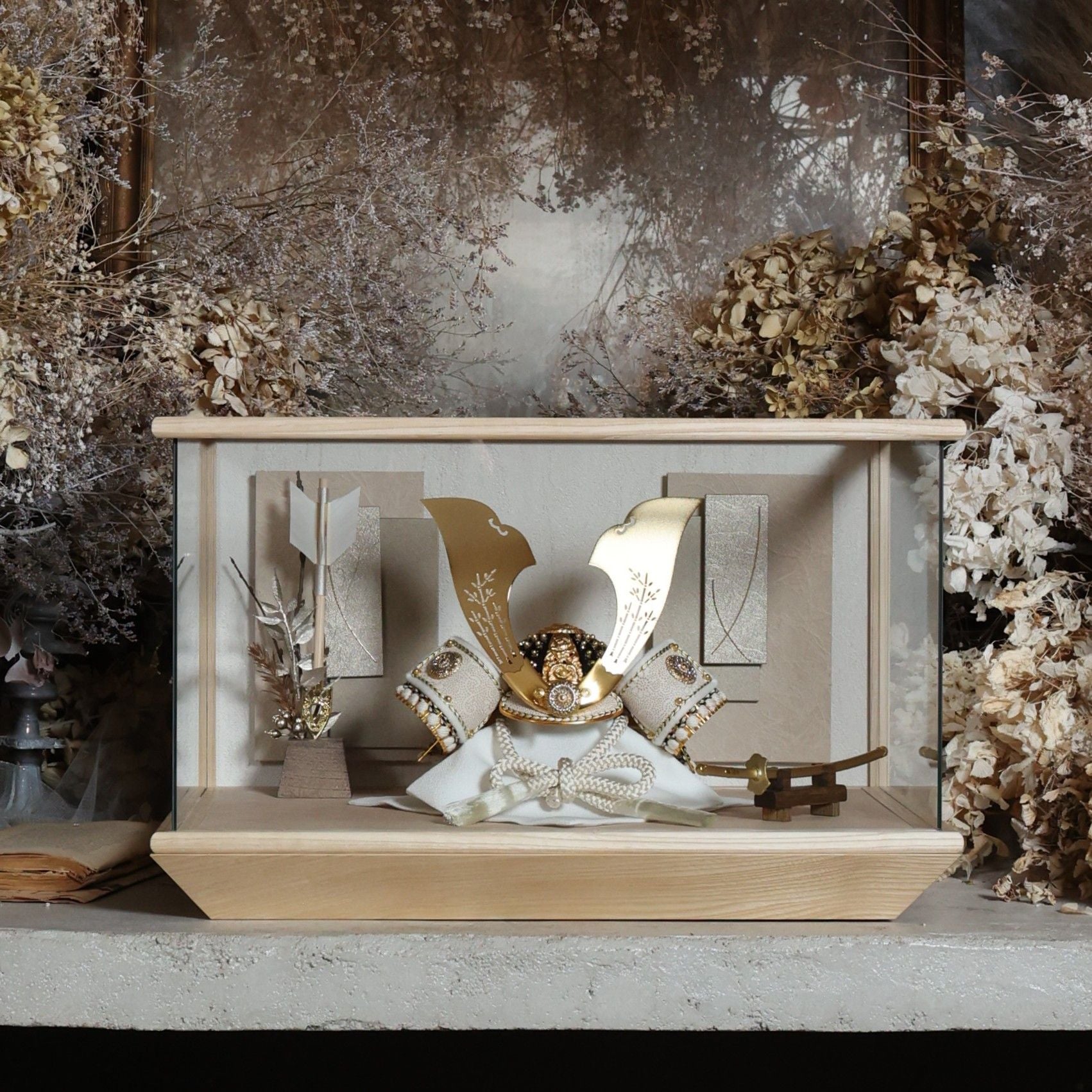 甲冑師「翠鳳」作品　皇妃　kouki｜26祈兜　ケース飾り