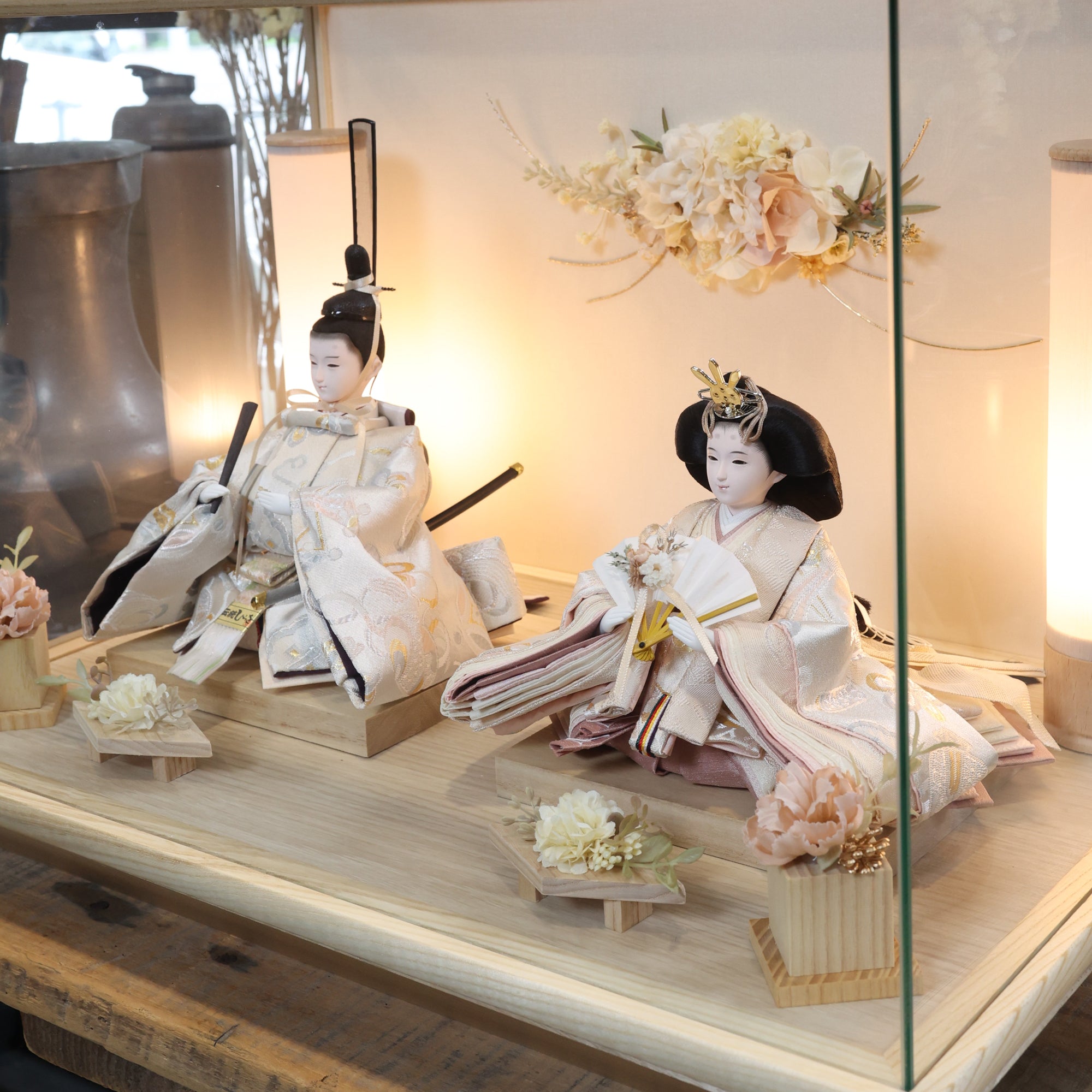 完成品★ひな人形★フィギュア★ドールハウスに★リーメントに★1/64の雛人形 完成品☆ひな人形☆フィギュア☆ドールハウスに☆リーメントに☆1/64の