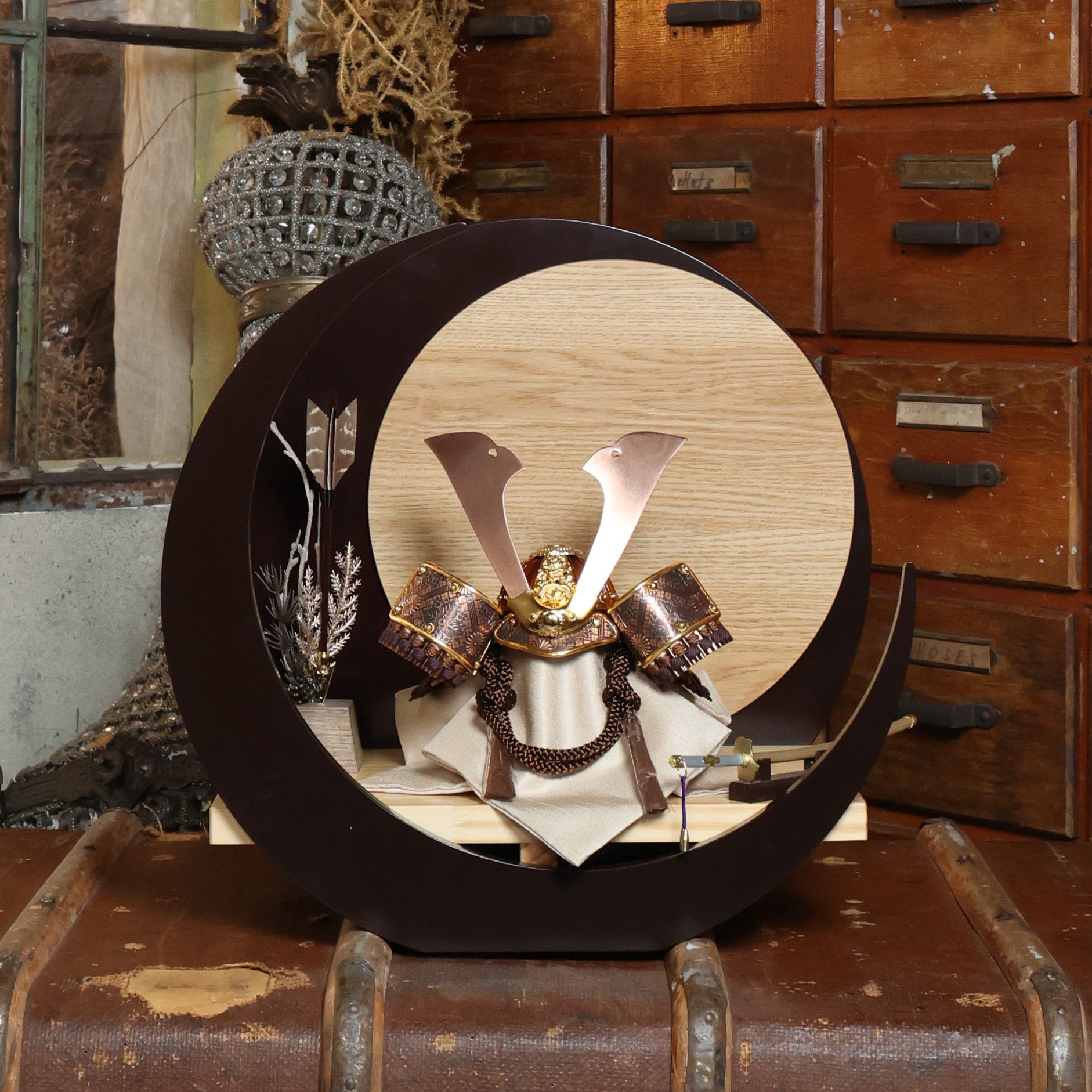 建　takeru｜26祈兜　三日月台飾り